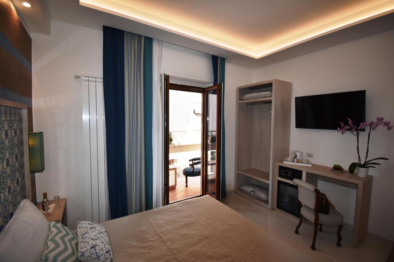 Melody Sorrento Suites Exterior photo
